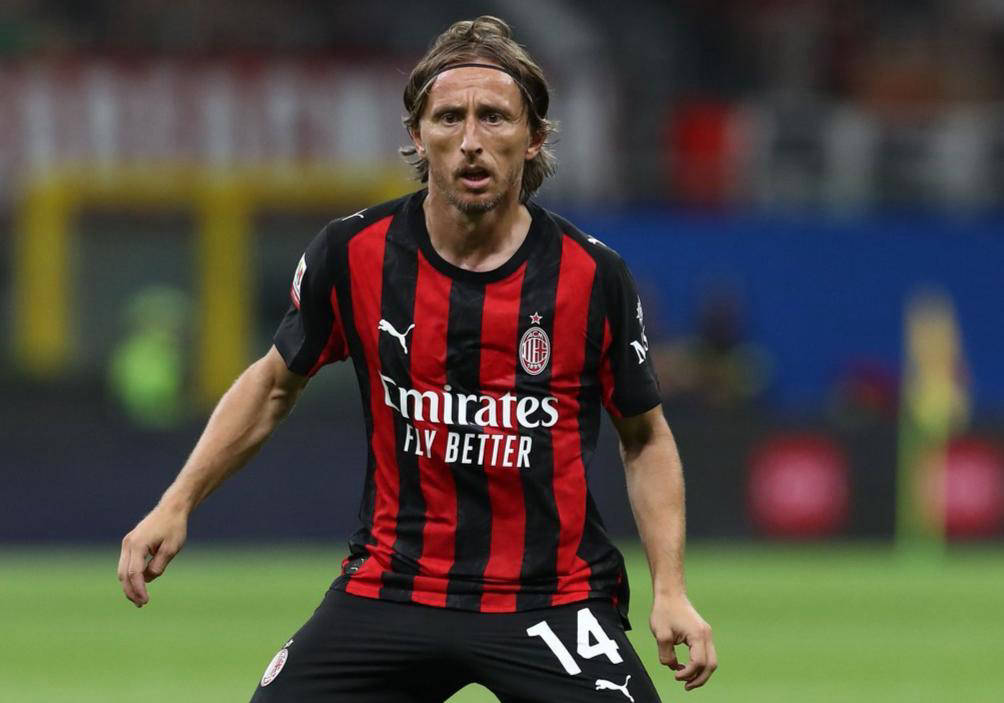 电竞平台推出新功能提升互动体验