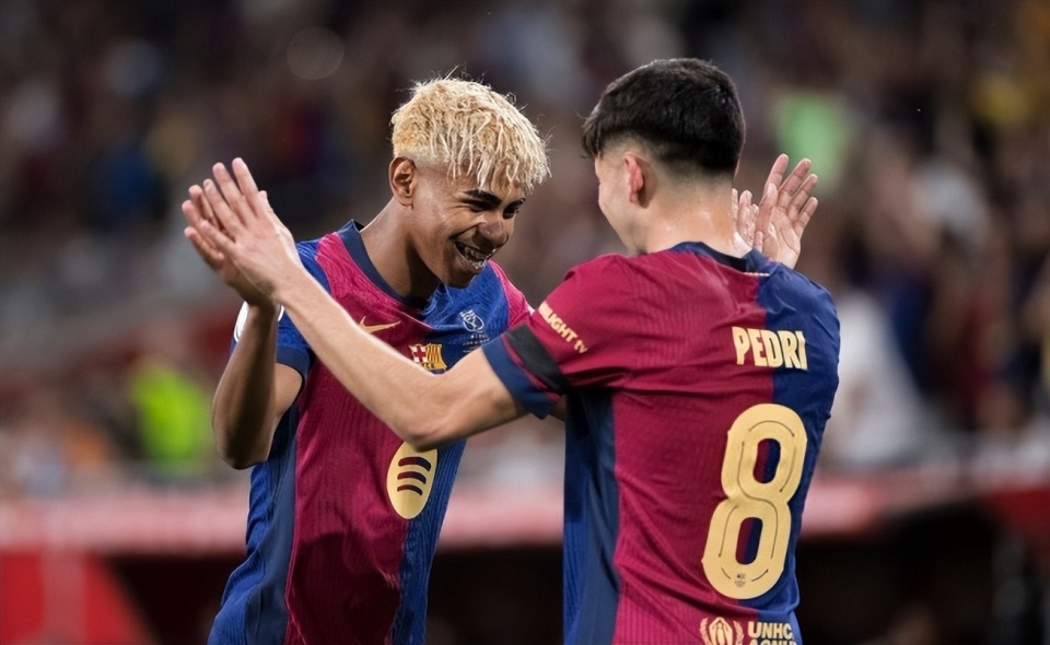 8年了打工女王2B仍不能休息！《codm》联动《尼尔》