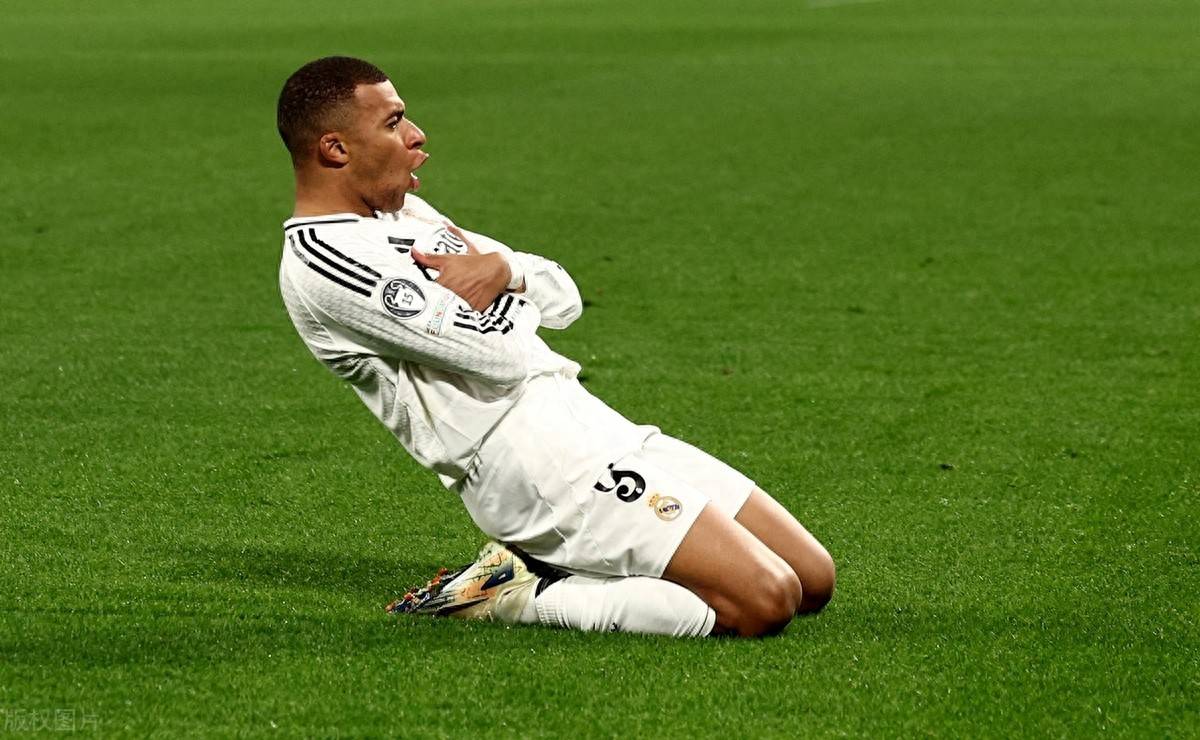 意甲：热那亚VS卡利亚里 赛前全方位分析及比分预测