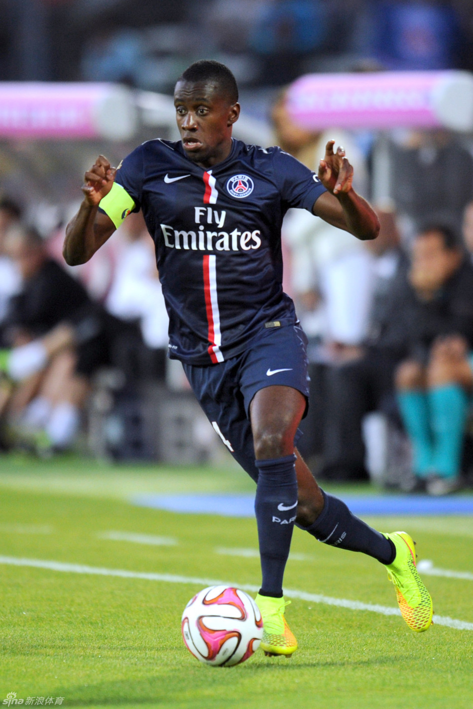 残阵勇士主场惨败雷霆37分