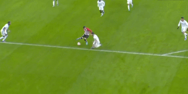 乒乓球：林诗栋迎战日本张本智和